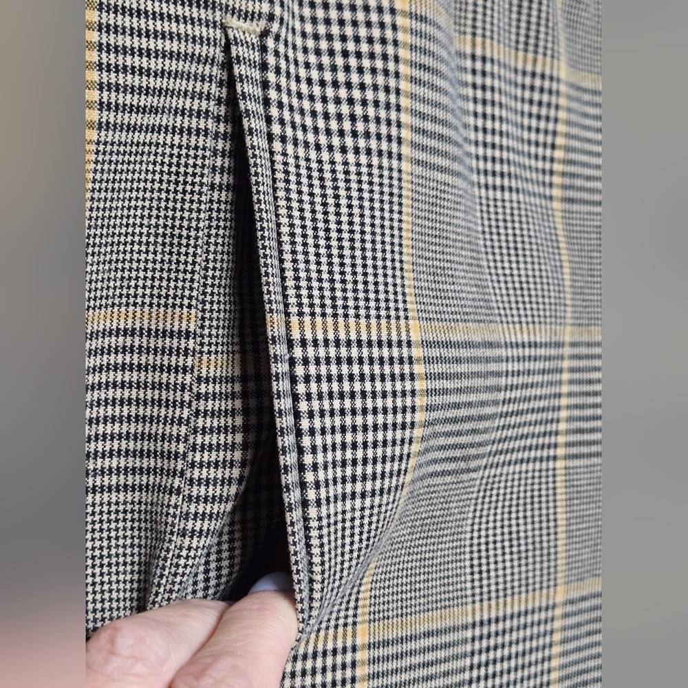 Aritzia Wilfred Darontal Pant Trouser, Plaid Black/Tan/Gold Sz 4 - Picture 3 of 10